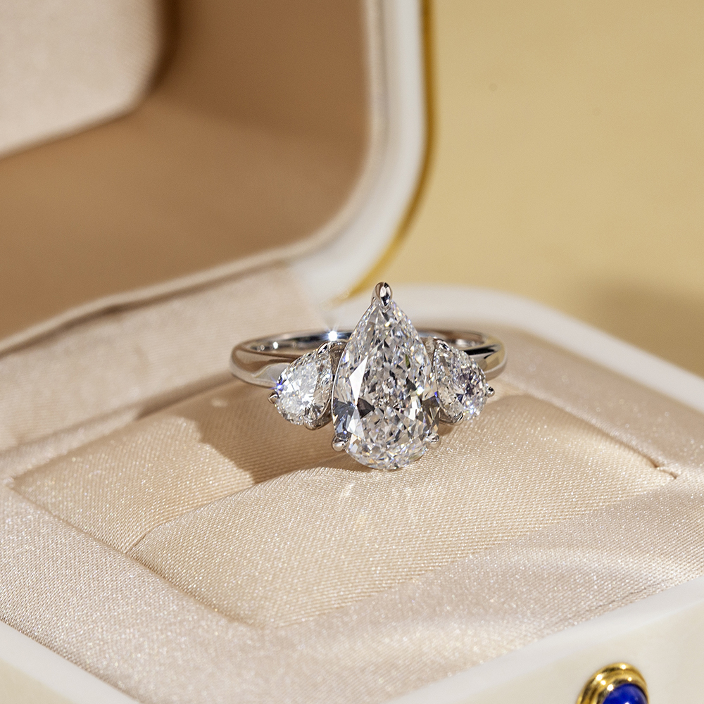 Pear Cut Lab Grown Diamond 2.6CT D VVS2 Three Stones 18K White Gold Ring MSR-1670