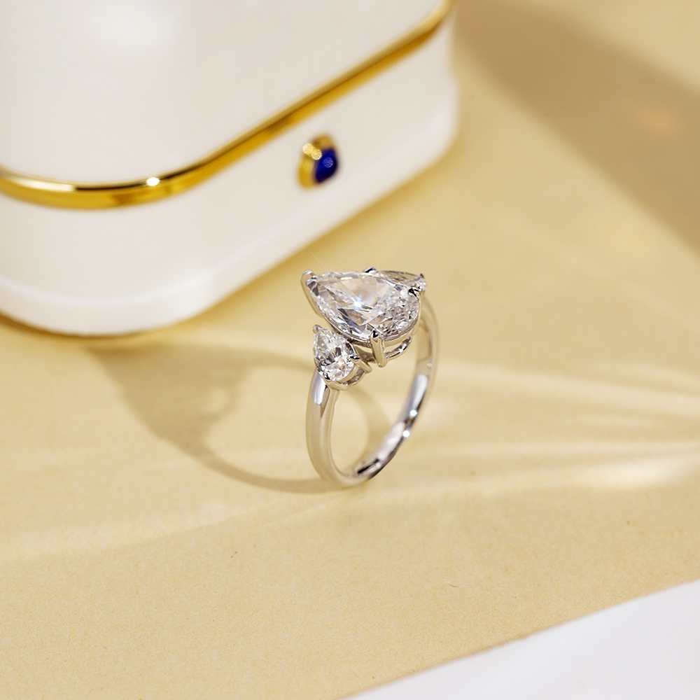 Pear Cut Lab Grown Diamond 2.6CT D VVS2 Three Stones 18K White Gold Ring MSR-1670