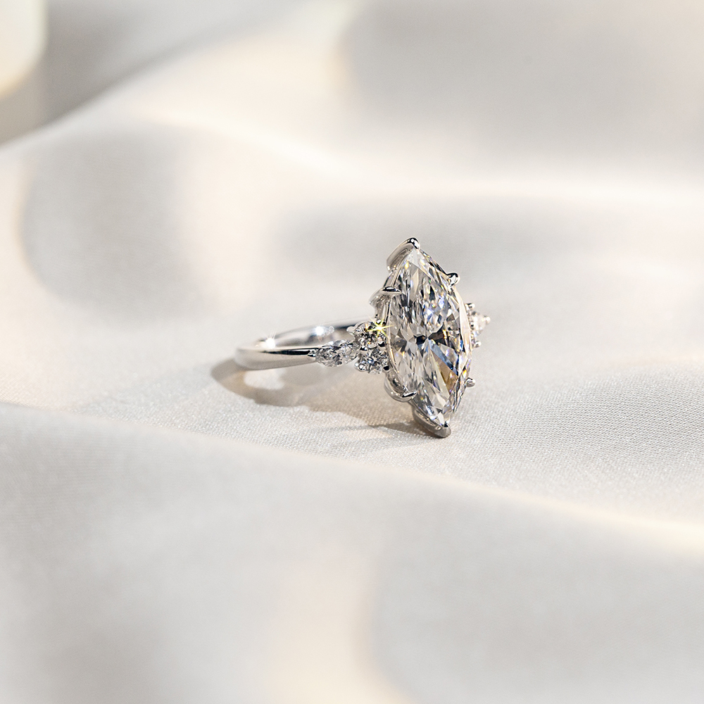 Marquise Cut Lab Grown Diamond 2.7CT Solitaire D VVS2 18K White Gold Ring MSR-1677
