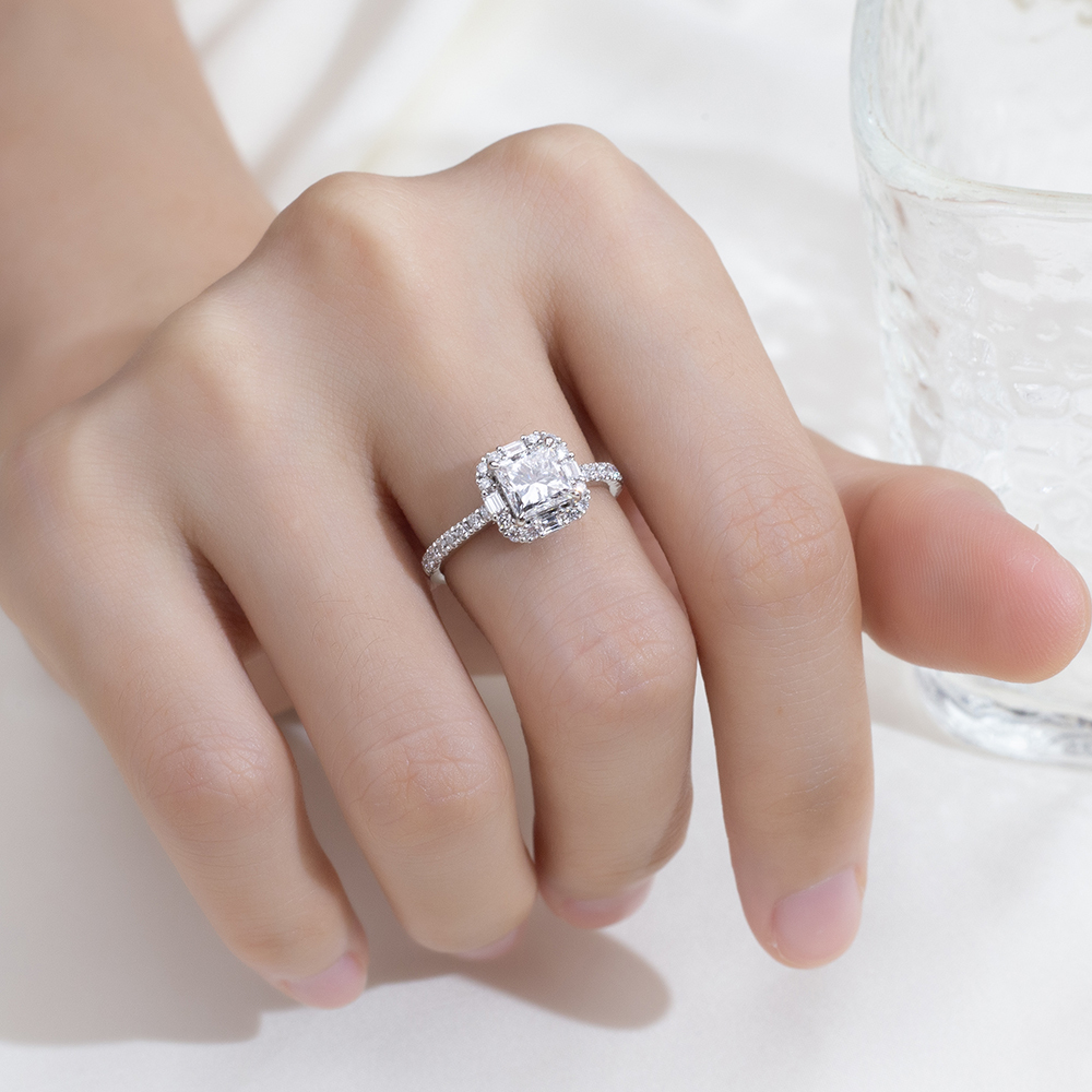 MissDiamond Princess Cut Lab Grown Diamond 1.037CT D VVS2 Platinum Halo Ring MSR-1996