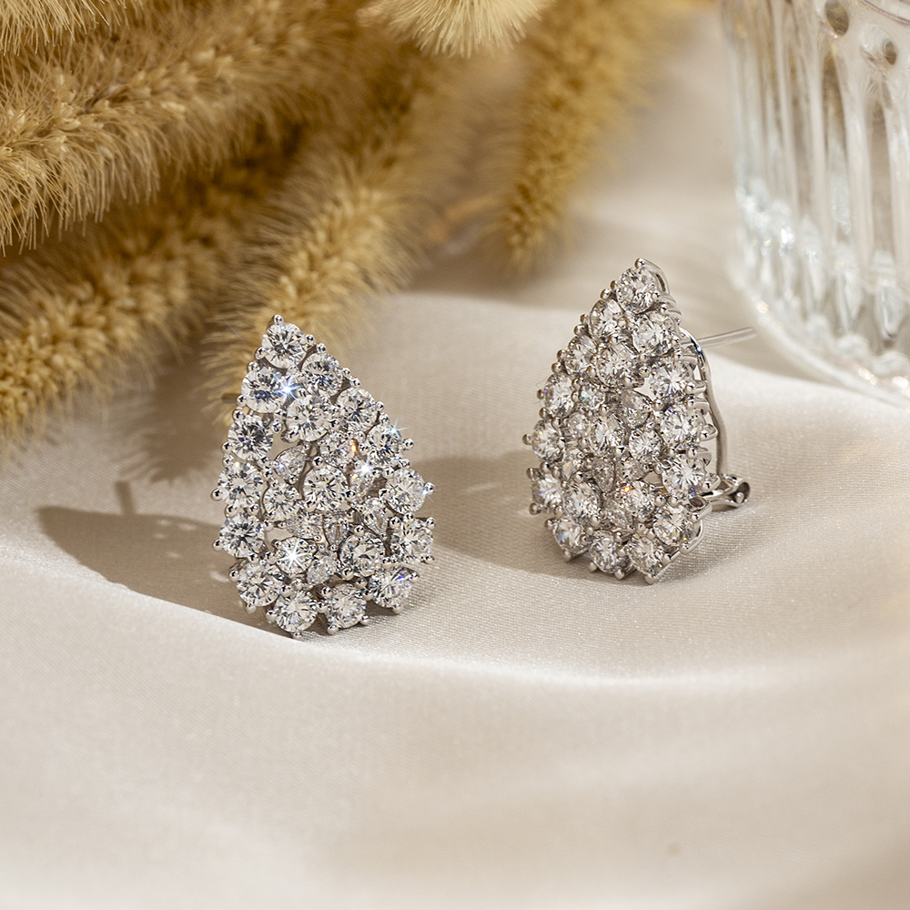 Pear Shape Lab Grown Diamond D VVS2 18K White Gold Earrings MSE-775