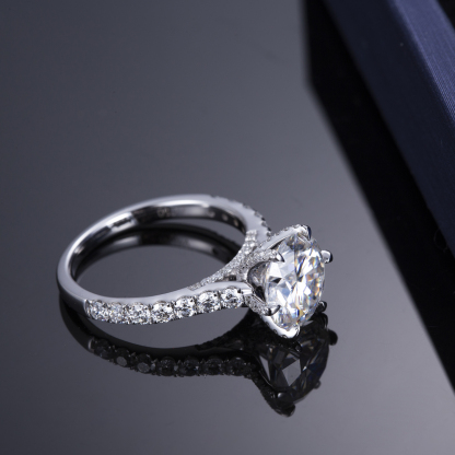 MissDiamond Round Cut Lab Grown Diamond  E VVS2 Platinum Halo Ring MSR-326