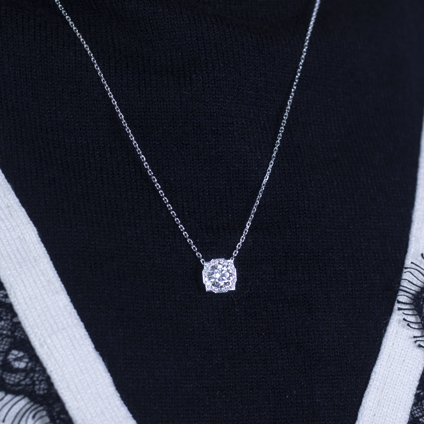 MissDiamond Round Cut Lab Grown Diamond 1.5CT F VS1 Platinum Pendant Necklace MSN-557