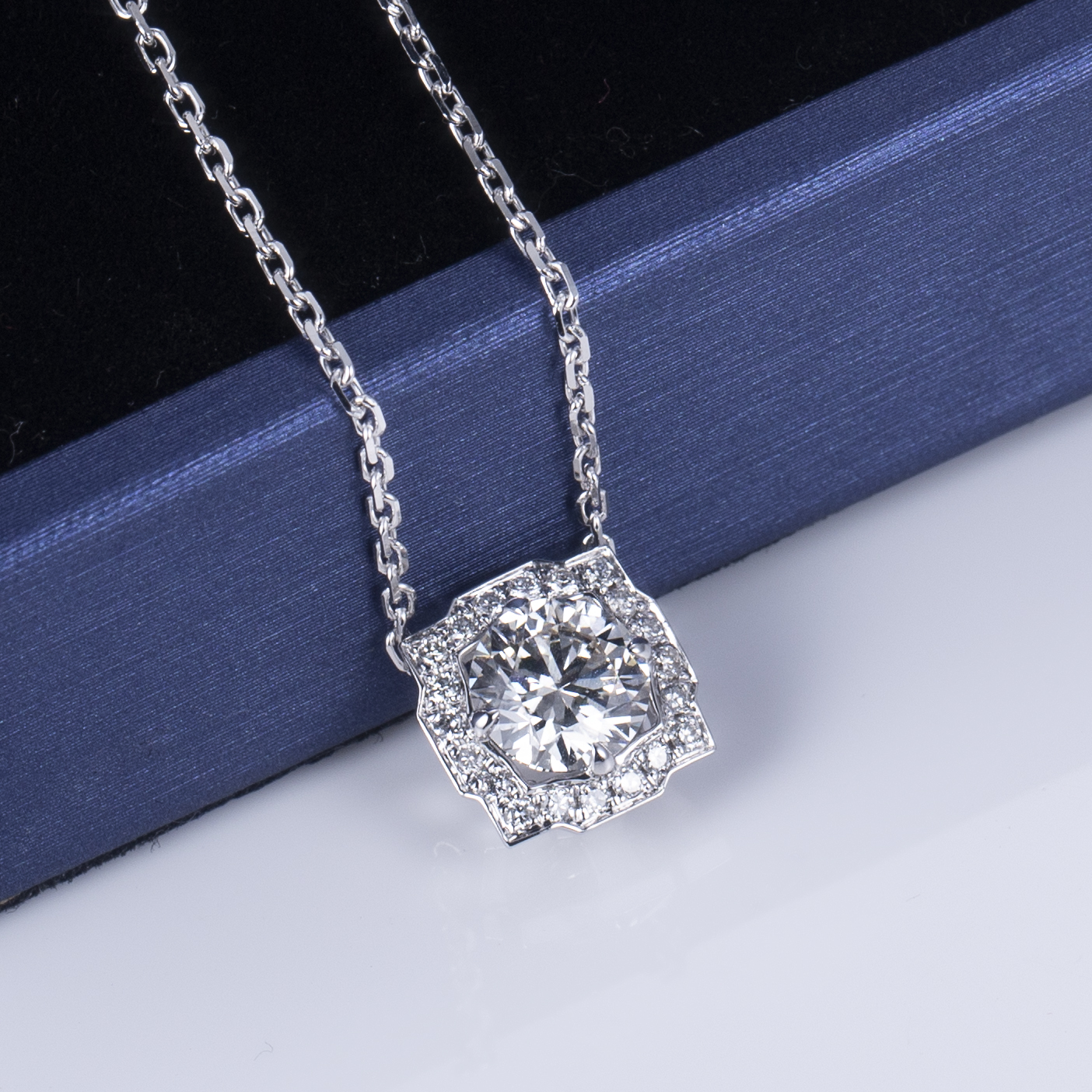 MissDiamond Round Cut Lab Grown Diamond 1.5CT F VS1 Platinum Pendant Necklace MSN-557