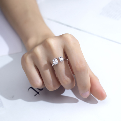 MissDiamond Emerald Cut Lab Grown Diamond 0.6CT 18K White Gold Three Stone Ring MSR-1516