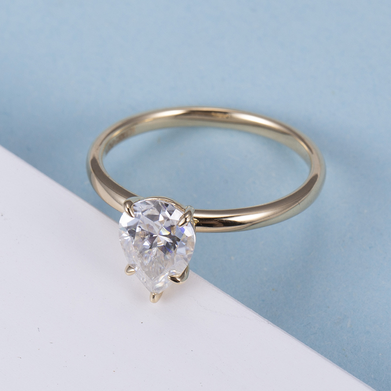 Pear Cut Lab Grown Diamond 1.27CT Solitaire G VVS1 18K Yellow Gold Ring MSR-821