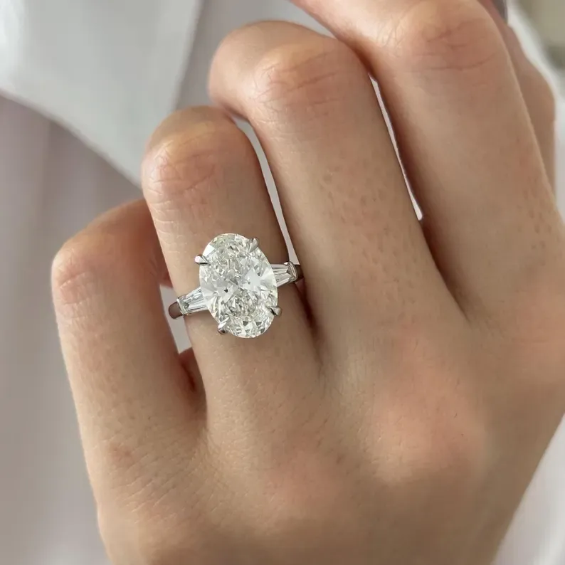 MissDiamond Oval Cut Lab Grown Diamond 3.97CT Solitaire D VVS1 PT950 Ring