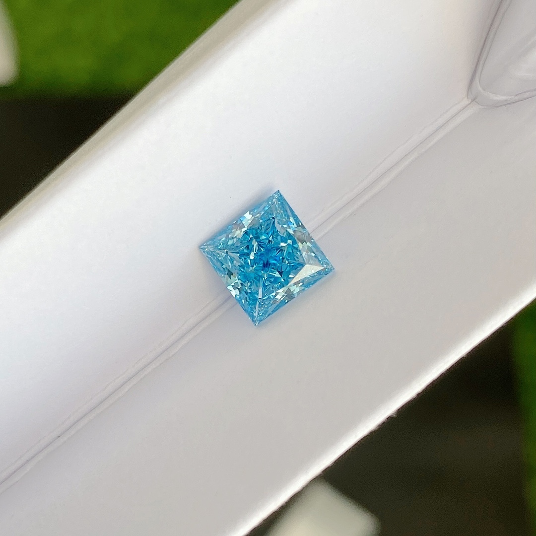 CVD AG-436 Princess Square 2.4CT Blue VS Lab Grown Diamond