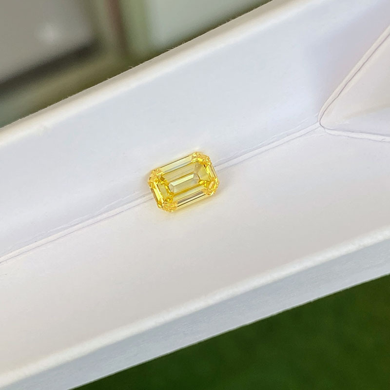 MissDiamond HPHT LG593396804 Emerald Shape 1.28CT Fancy Intense Yellow VS1 VG VG Lab Grown Diamond