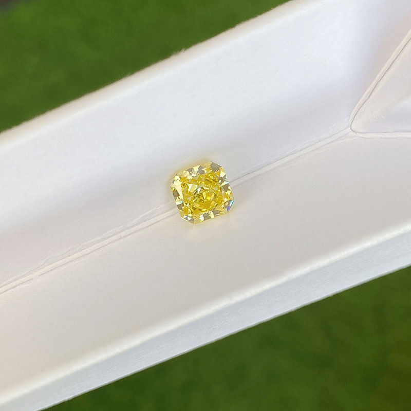 MissDiamond HPHT LG578314633 Radiant Shape 1.25CT Fancy Intense Yellow VS1 VG VG Lab Grown Diamond