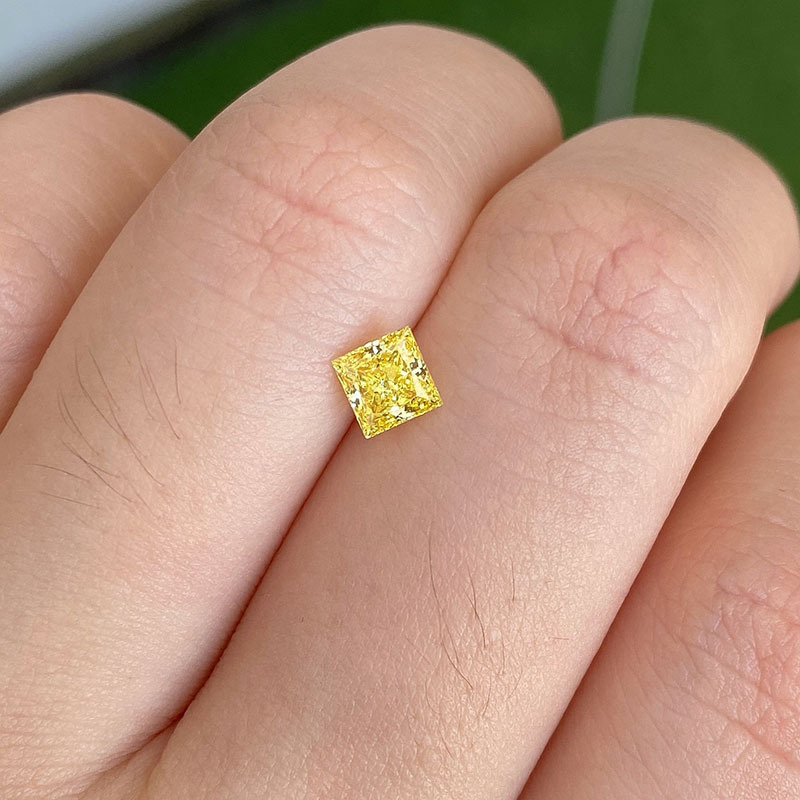 MissDiamond HPHT AZ-157 Princess Square Shape 0.468CT Yellow N VS Lab Grown Diamond