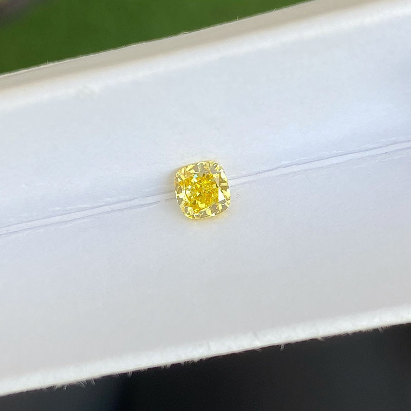 MissDiamond HPHT AZ-126 Cushion Shape 0.551CT Yellow N VS Lab Grown Diamond