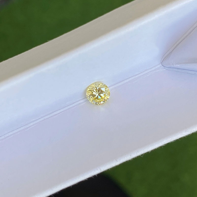 MissDiamond HPHT AZ-148 Round Shape 0.56CT Yellow N VS Lab Grown Diamond