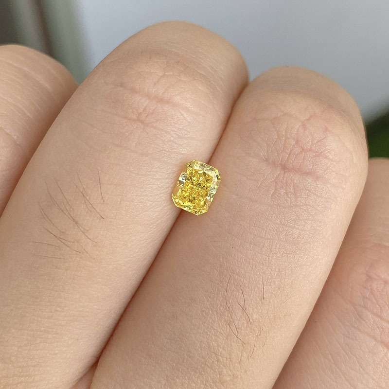 MissDiamond HPHT AZ-101 Radiant Shape 0.541CT Yellow N VS Lab Grown Diamond