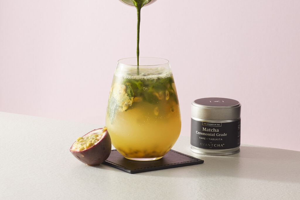 AVANTCHA Matcha Ceremonial Grade Yame Yabukita in Matcha Passionfruit Lemonade
