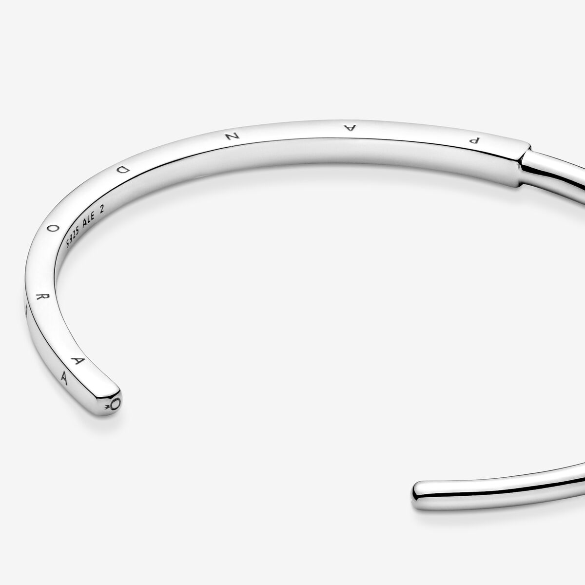 Pandora Signature I-D otvorený, pevný náramok