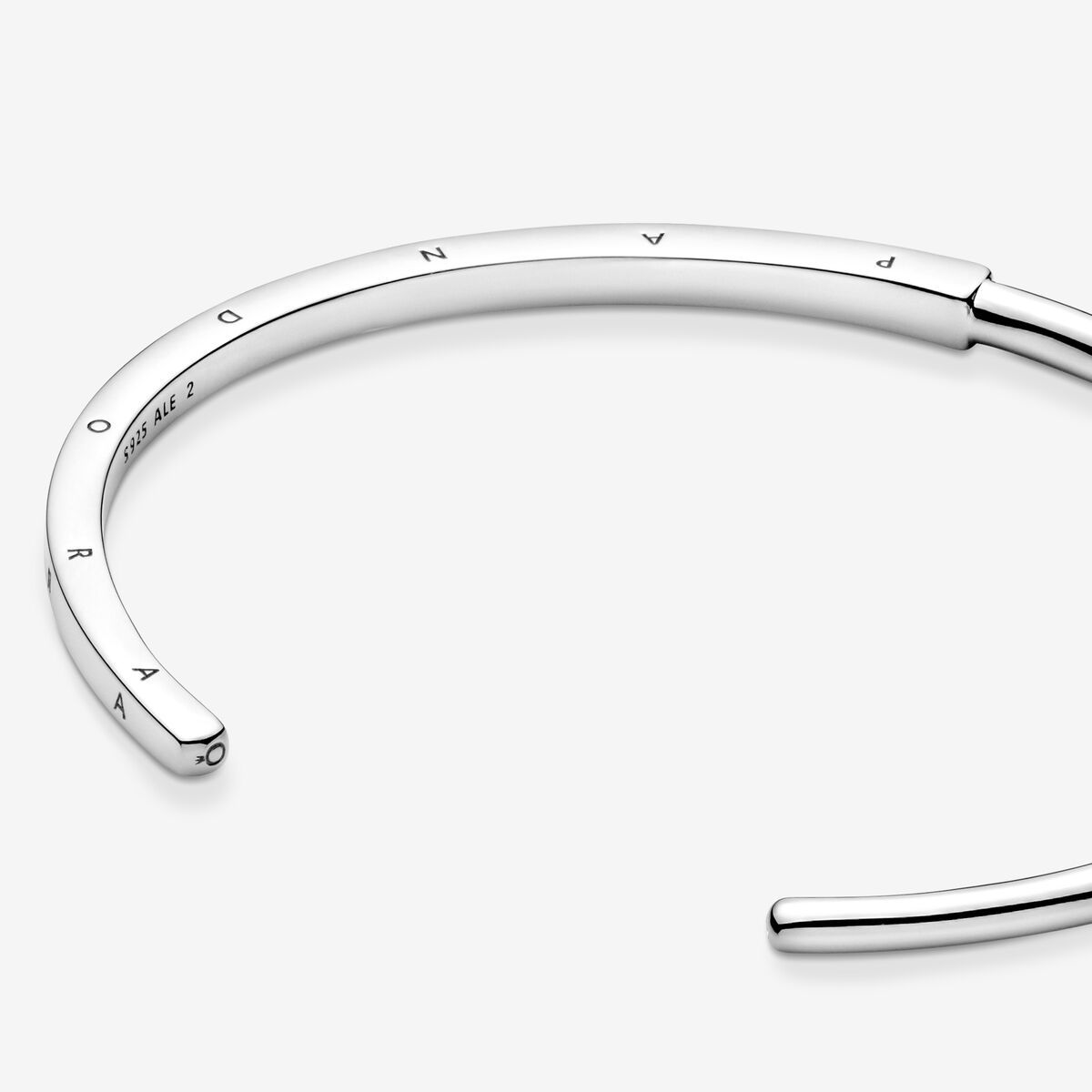 Pandora Signature I-D otvorený, pevný náramok