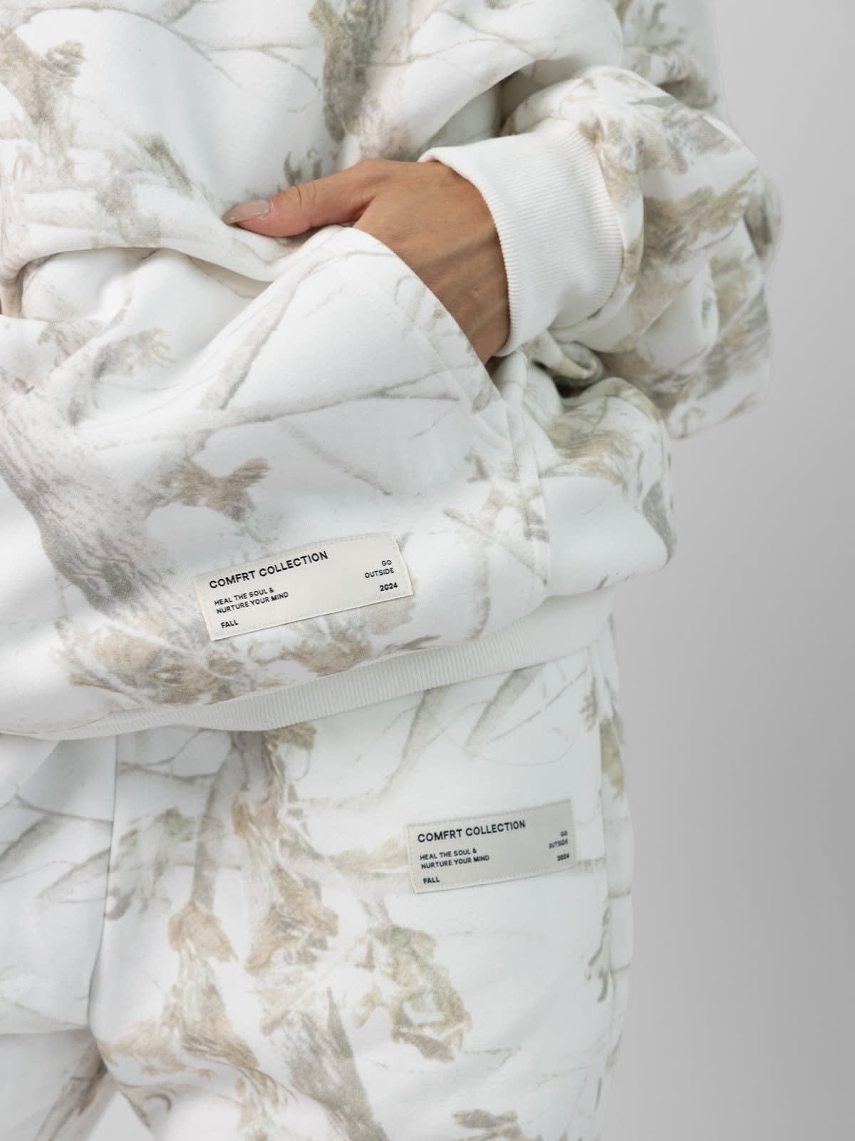 Mikina s kapucňou Camo