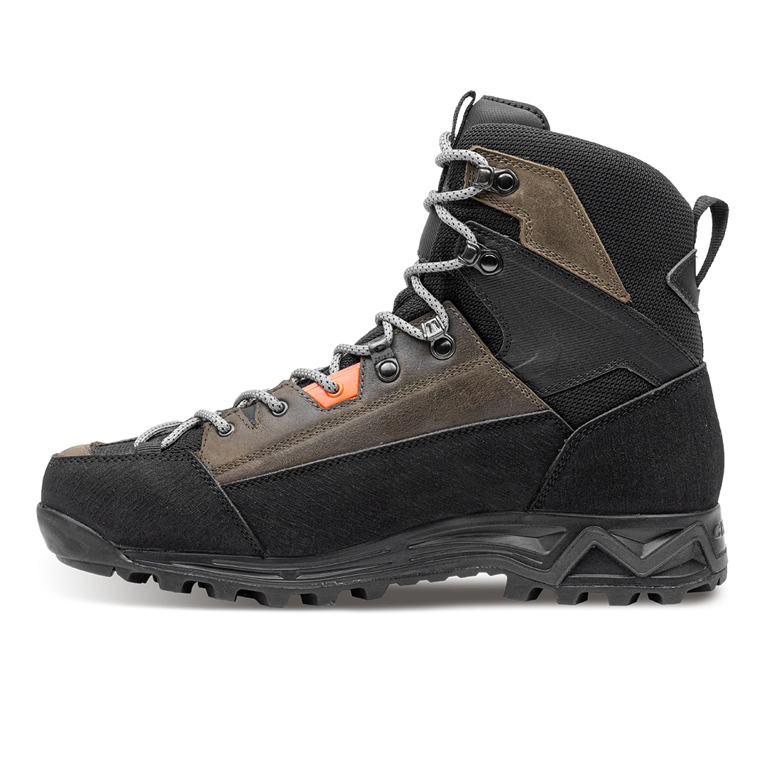 Crispi hunting boots on the plateau