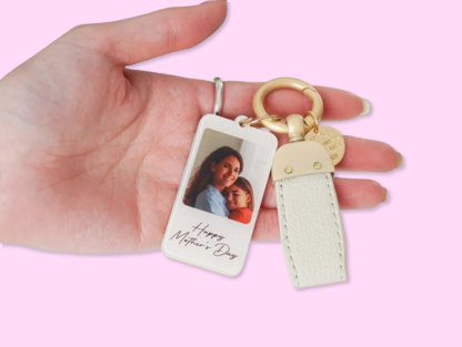Custom Mom Photo Keychain - Personalized Acrylic Keyring with Engraved Message - Perfect Mothers Day Birthday Gift from Daughter Son.