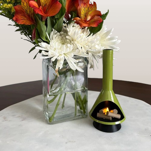 Vintage-Style Mini Fireplace - Mid-Century Modern LED Flame for Cozy Vibes