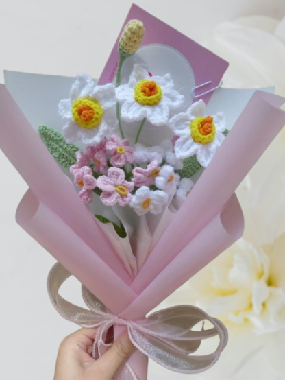Timeless Crochet Bouquet – Perfect Gift for Mom, Girlfriend & Friends