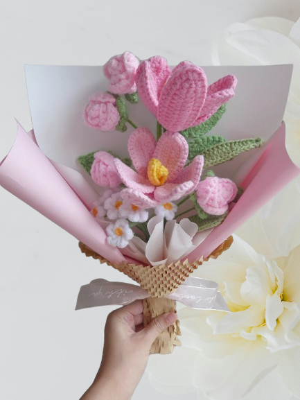 Timeless Crochet Bouquet – Perfect Gift for Mom, Girlfriend & Friends