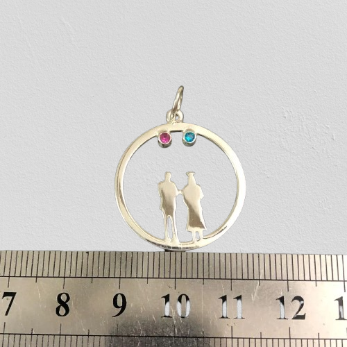 Custom Silver Family Graduation Necklace – Gift for Students & Parents