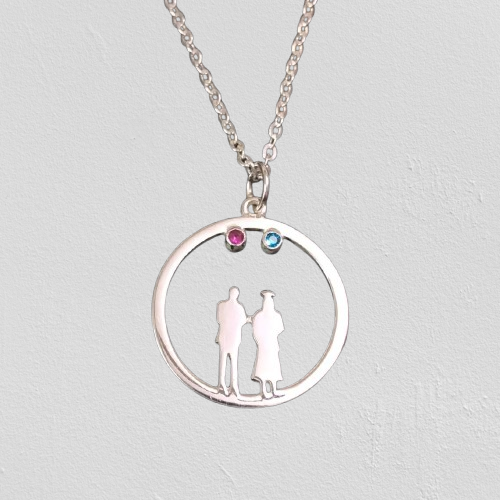 Custom Silver Family Graduation Necklace – Gift for Students & Parents