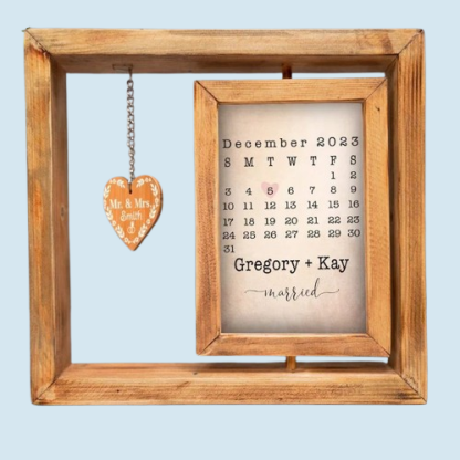 Heart-Shaped Rotating Photo Frame - Personalized Wooden Anniversary & Wedding Gift for Couples