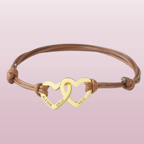 Custom Name Bracelet with Heart Pendant - Thoughtful Mother's Day Gift for Mom"