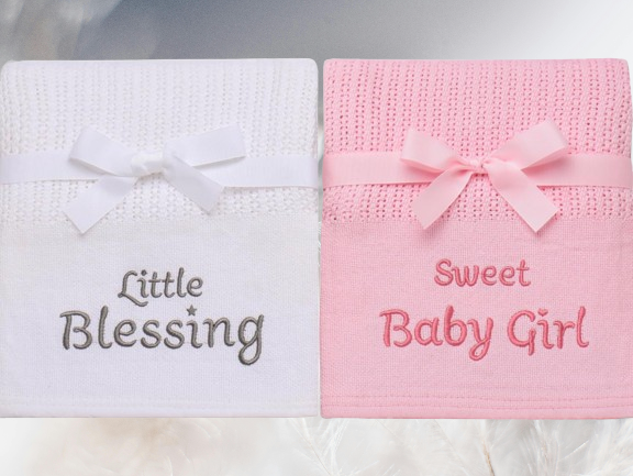 Hearts Jacquard Baby Blanket – Soft Pink and White Chenille, 30x40 Inches