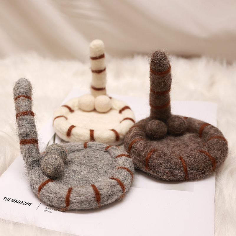 🐾 Cat Butt Felt Coaster - Impossible Not to Love❤️