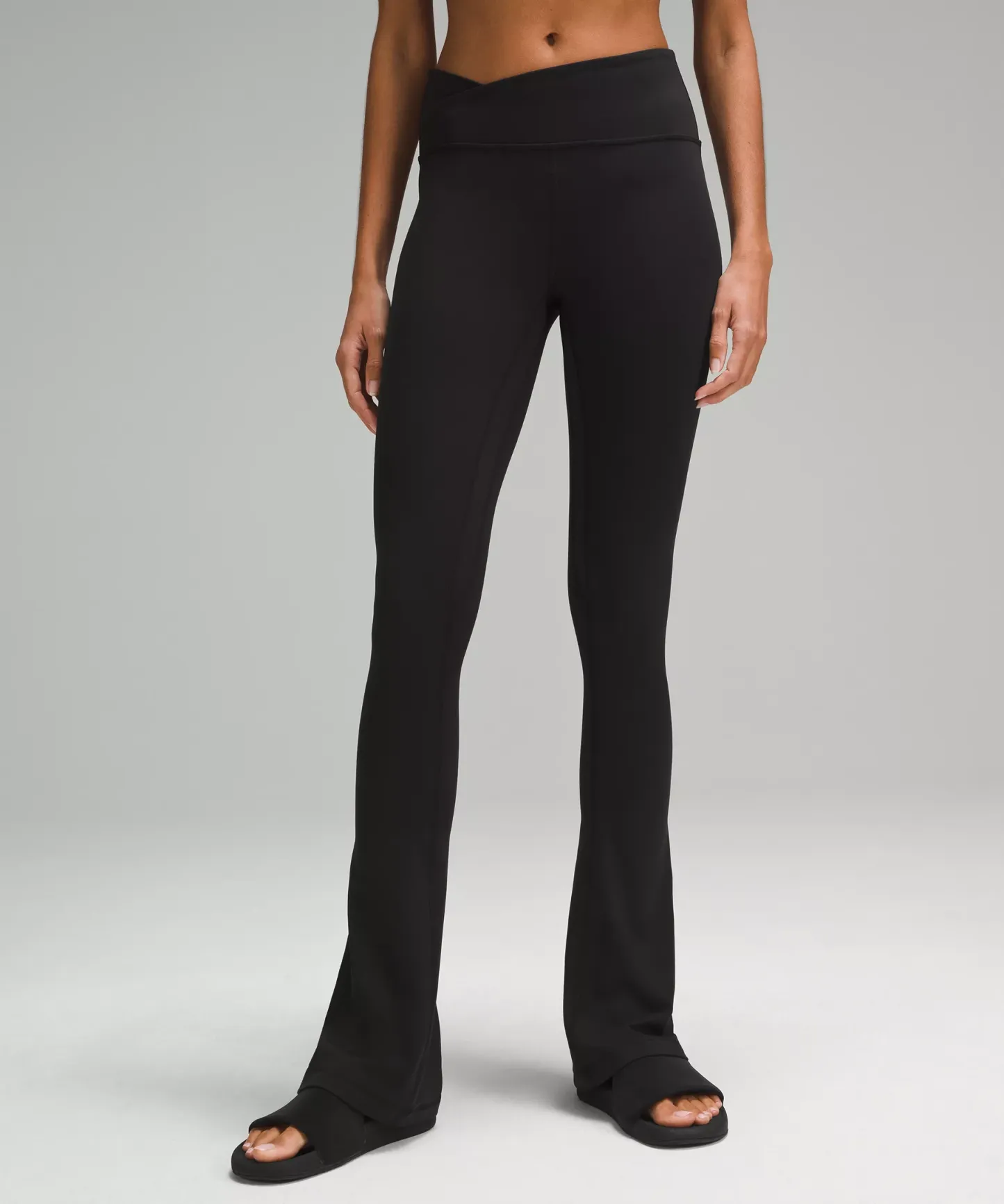 lululthtemon Align™ Asymmetrical-Waist Mini-Flared Pant 32"