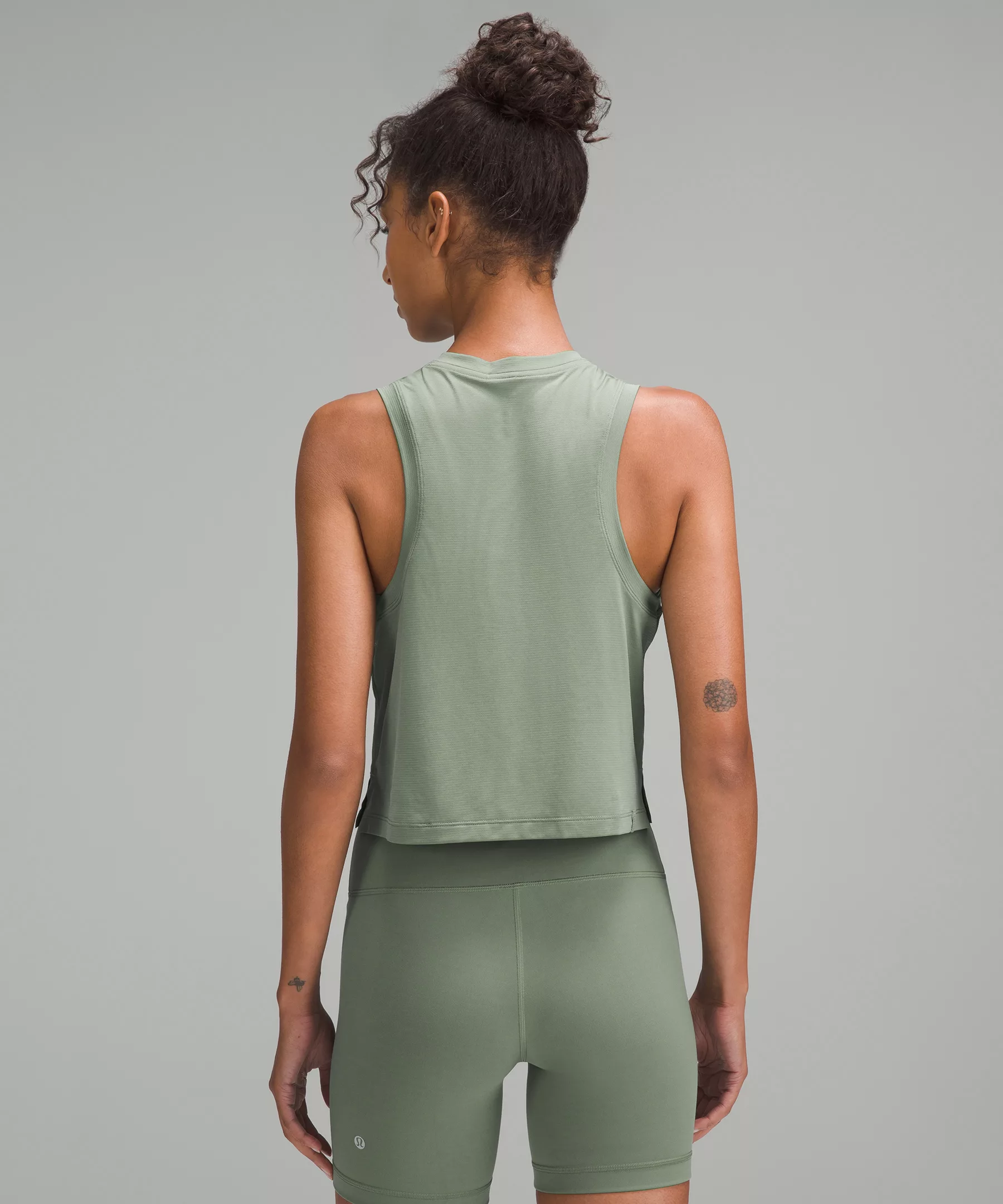 Ultralight Waist-Length Tank Top
