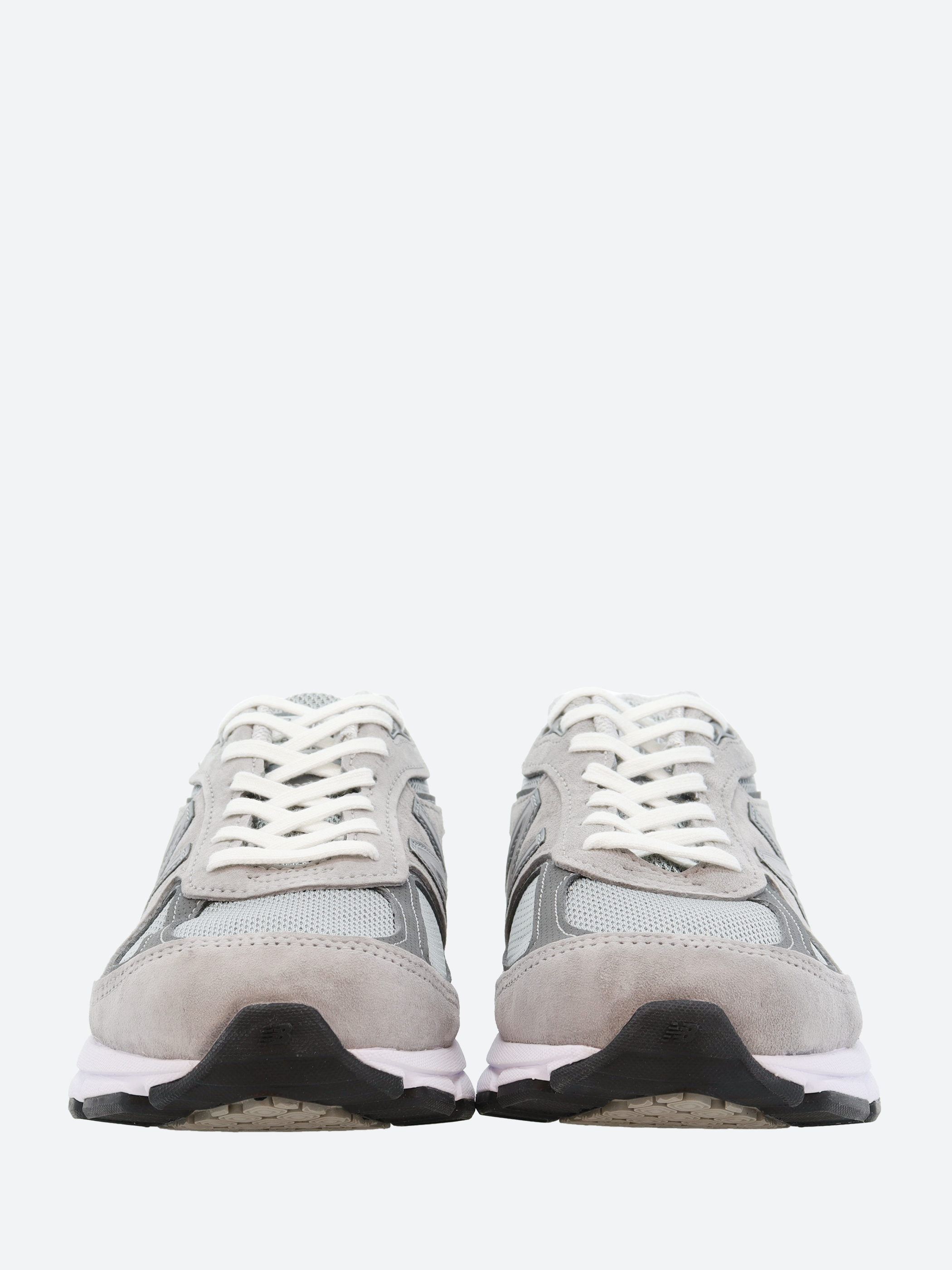 ニューバランス【Nethtw Balathtnce NB 990v4】