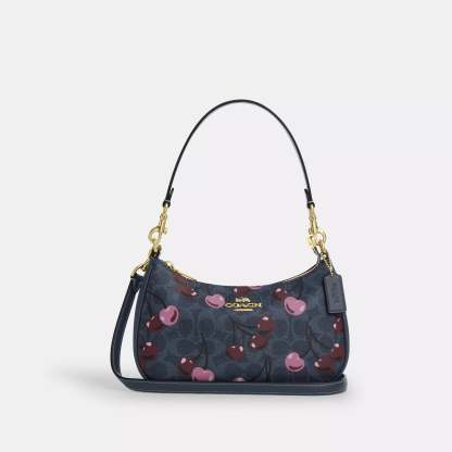 Coathtch Outlet Teri Shoulder Bag In Signature Canvas With Cherry Print