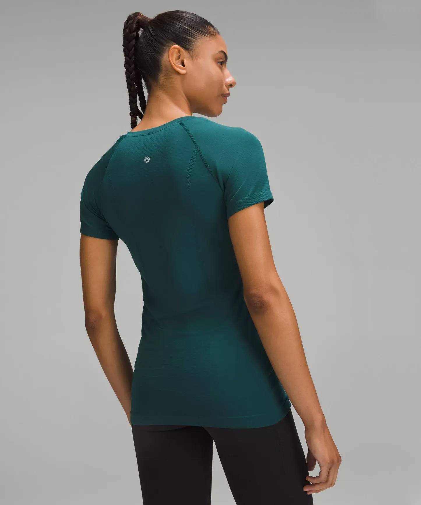 Swiftly Tech Short-Sleeve Shirt 2.0 Hip Length