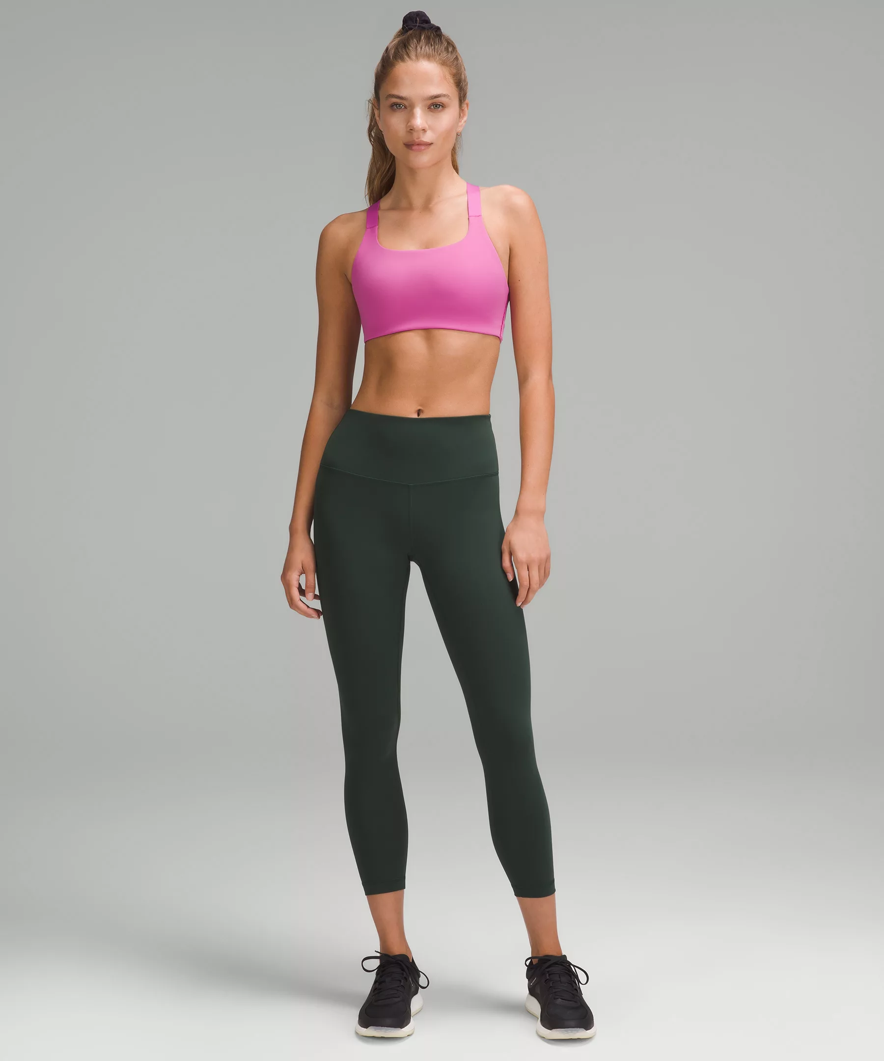 Ultralu Square-Neck Workout Bra Medium Support, B/C Cup