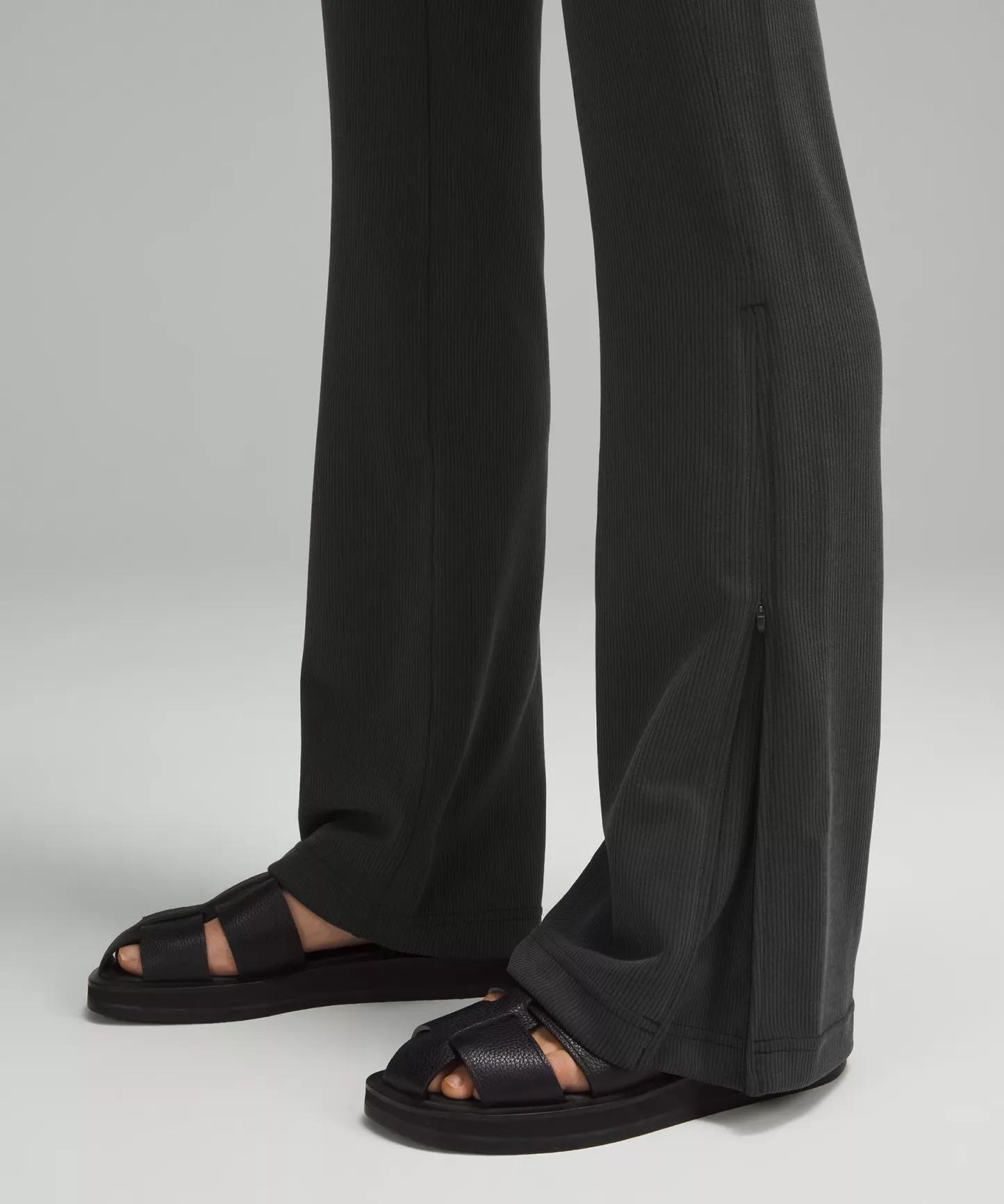 Brushed Softstreme Ribbed Zip Flared Pant 32.5"