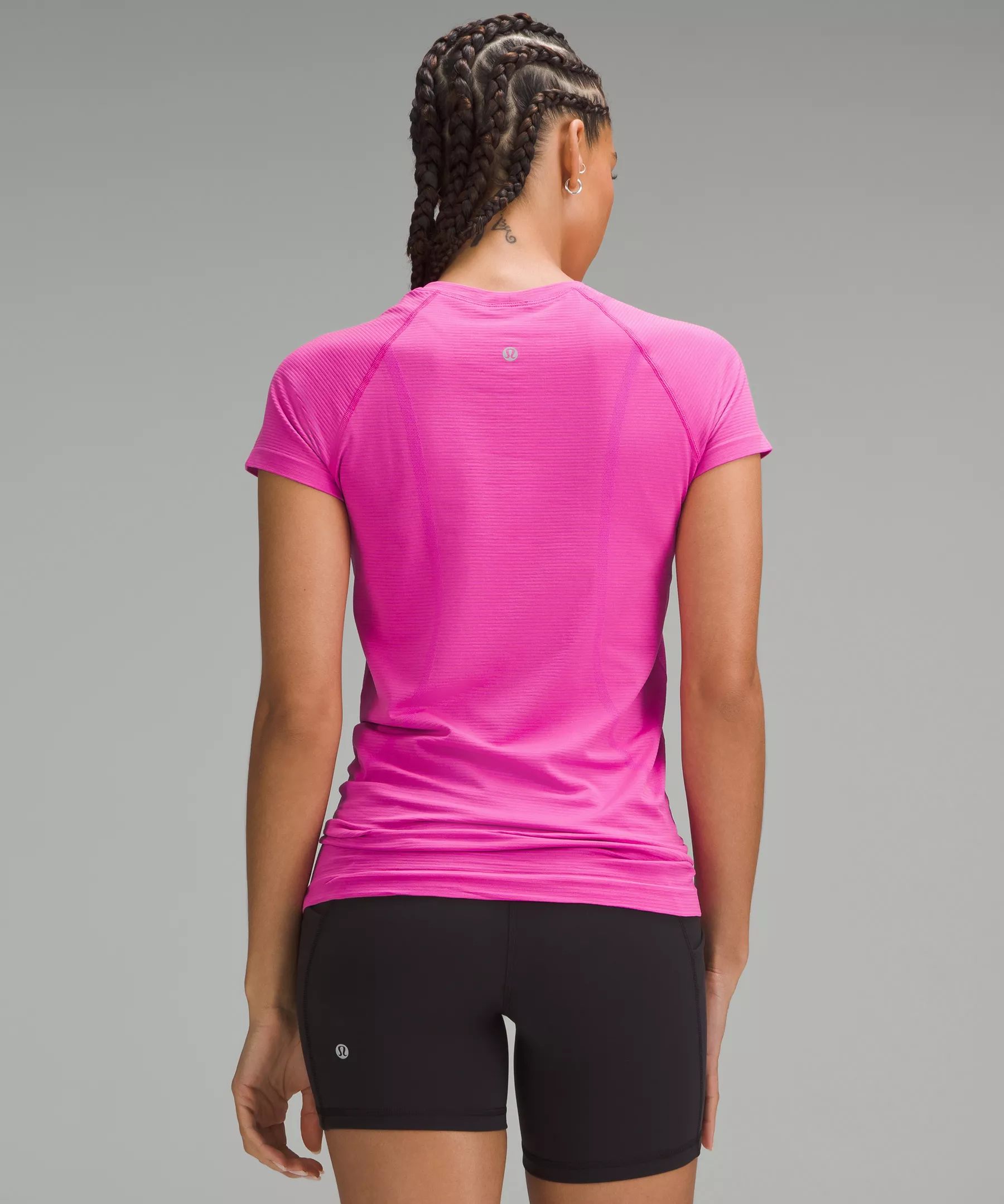 Swiftly Tech Short-Sleeve Shirt 2.0 Hip Length