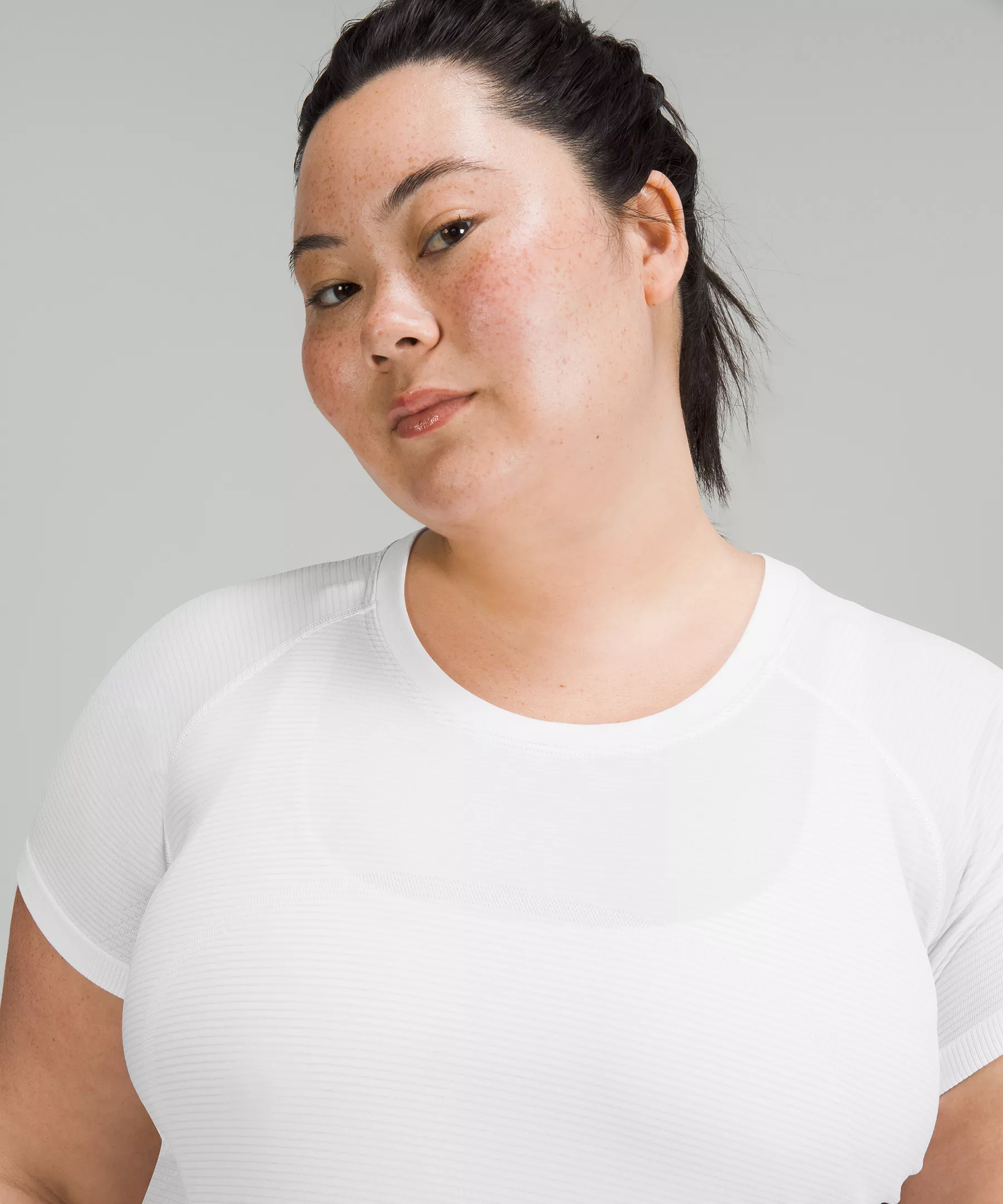 Swiftly Tech Short-Sleeve Shirt 2.0 Hip Length