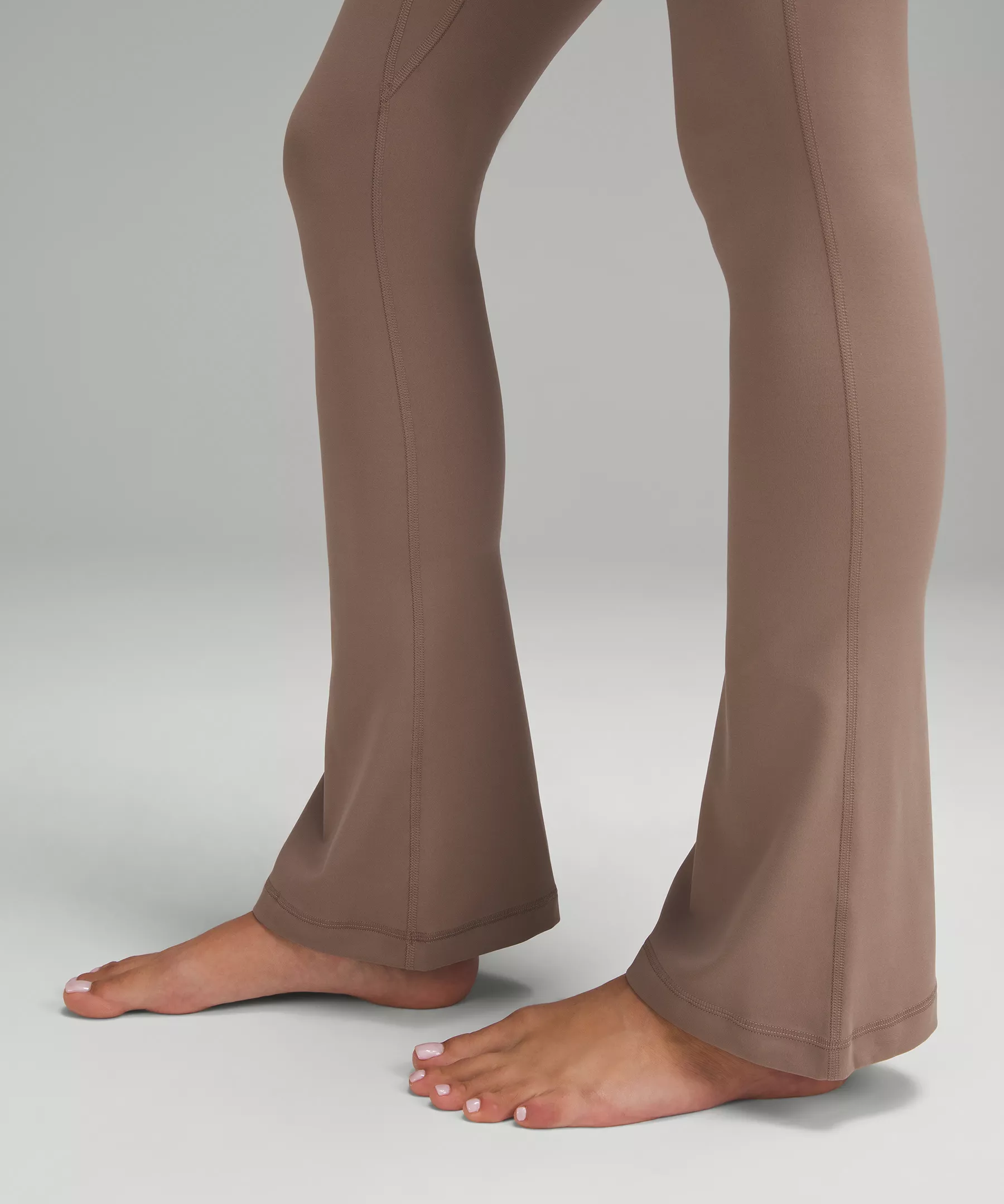 lululthtemon Align™ Asymmetrical-Waist Mini-Flared Pant 32"