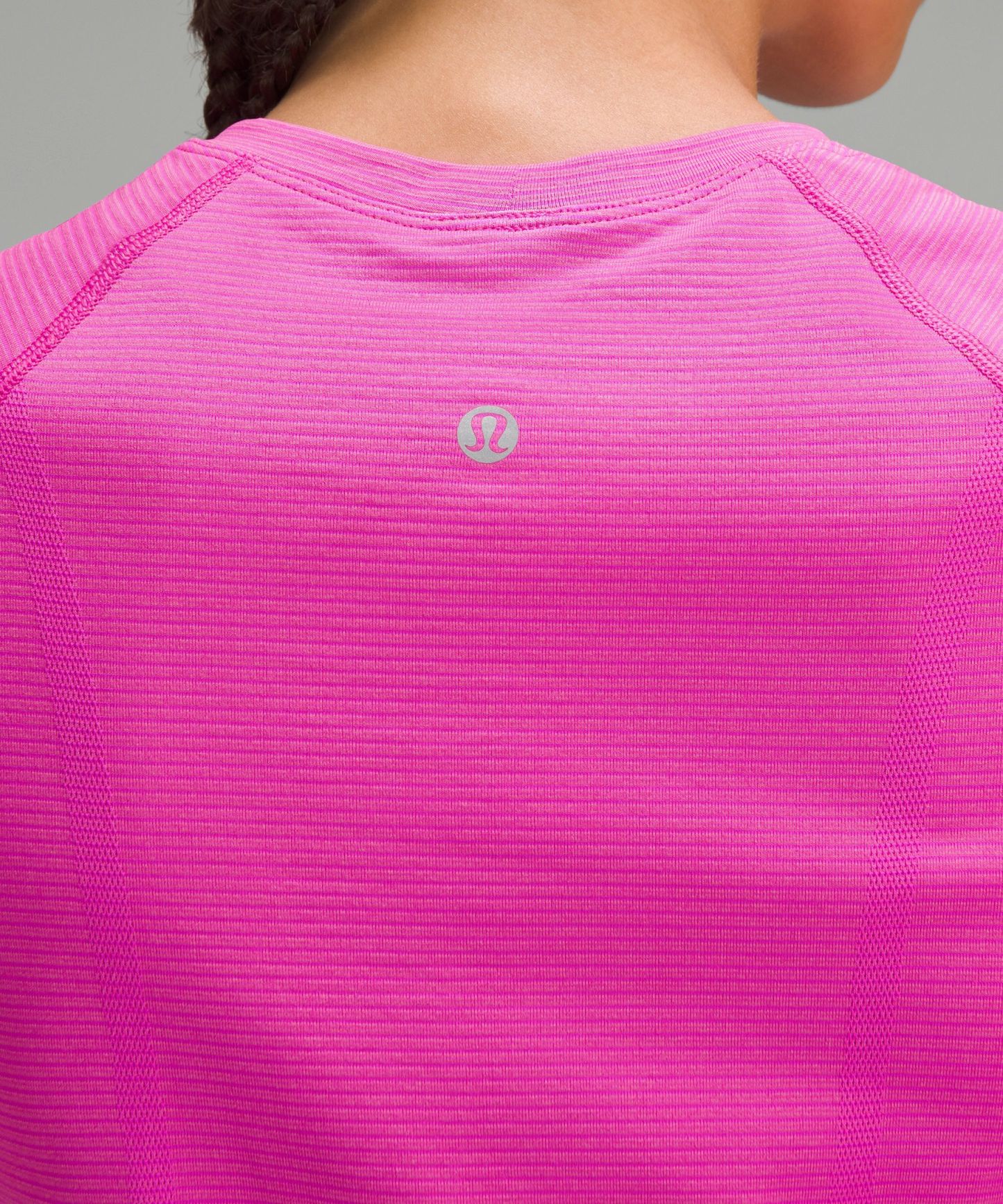Swiftly Tech Short-Sleeve Shirt 2.0 Hip Length