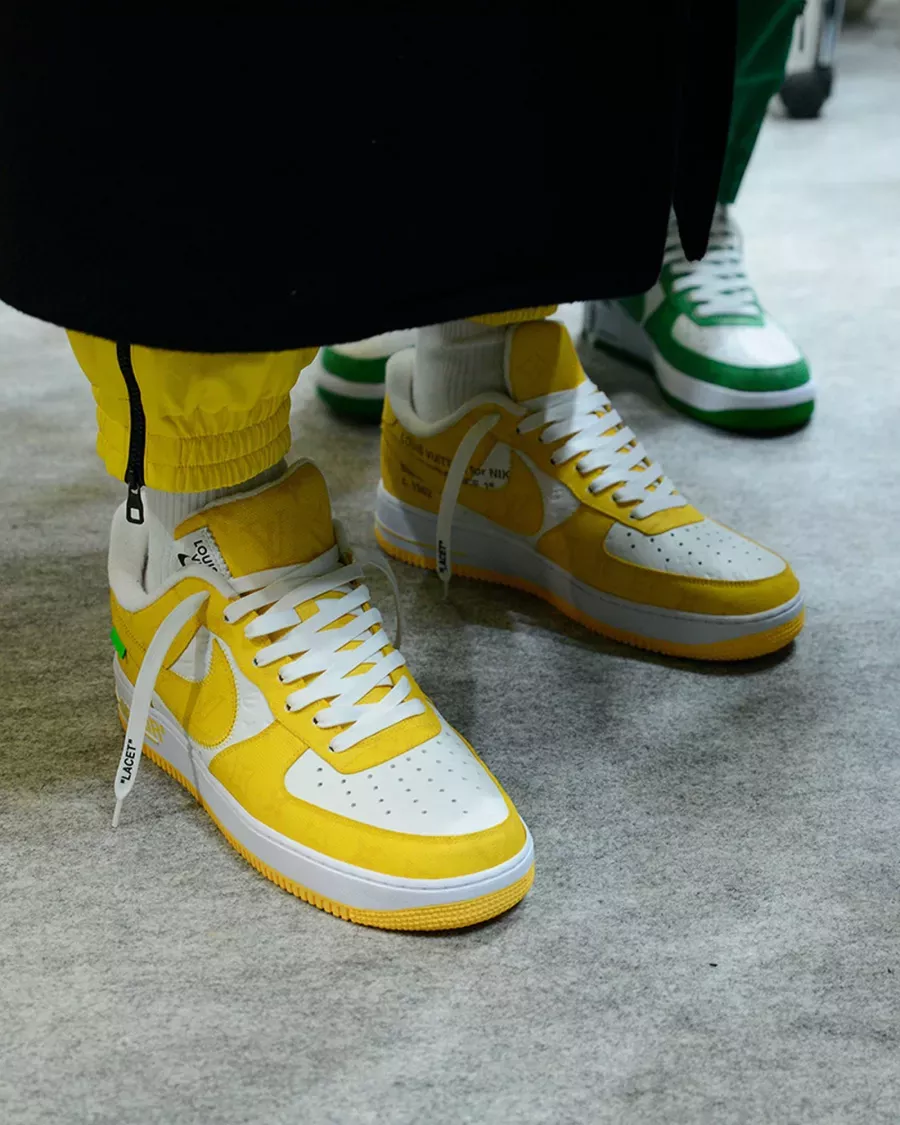 【新商品発売】【今年の新商品】NIthtKE AIR FORCE1 LOW【本物保証】【代金引換】