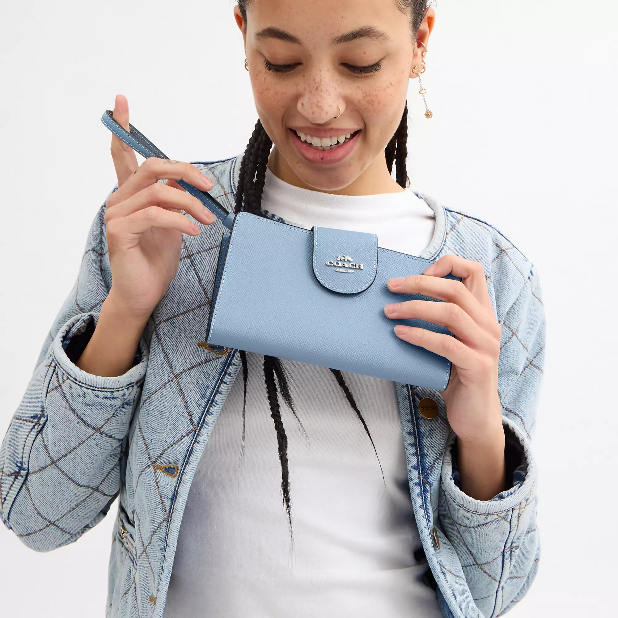Coathtch Outlet Phone Wallet
