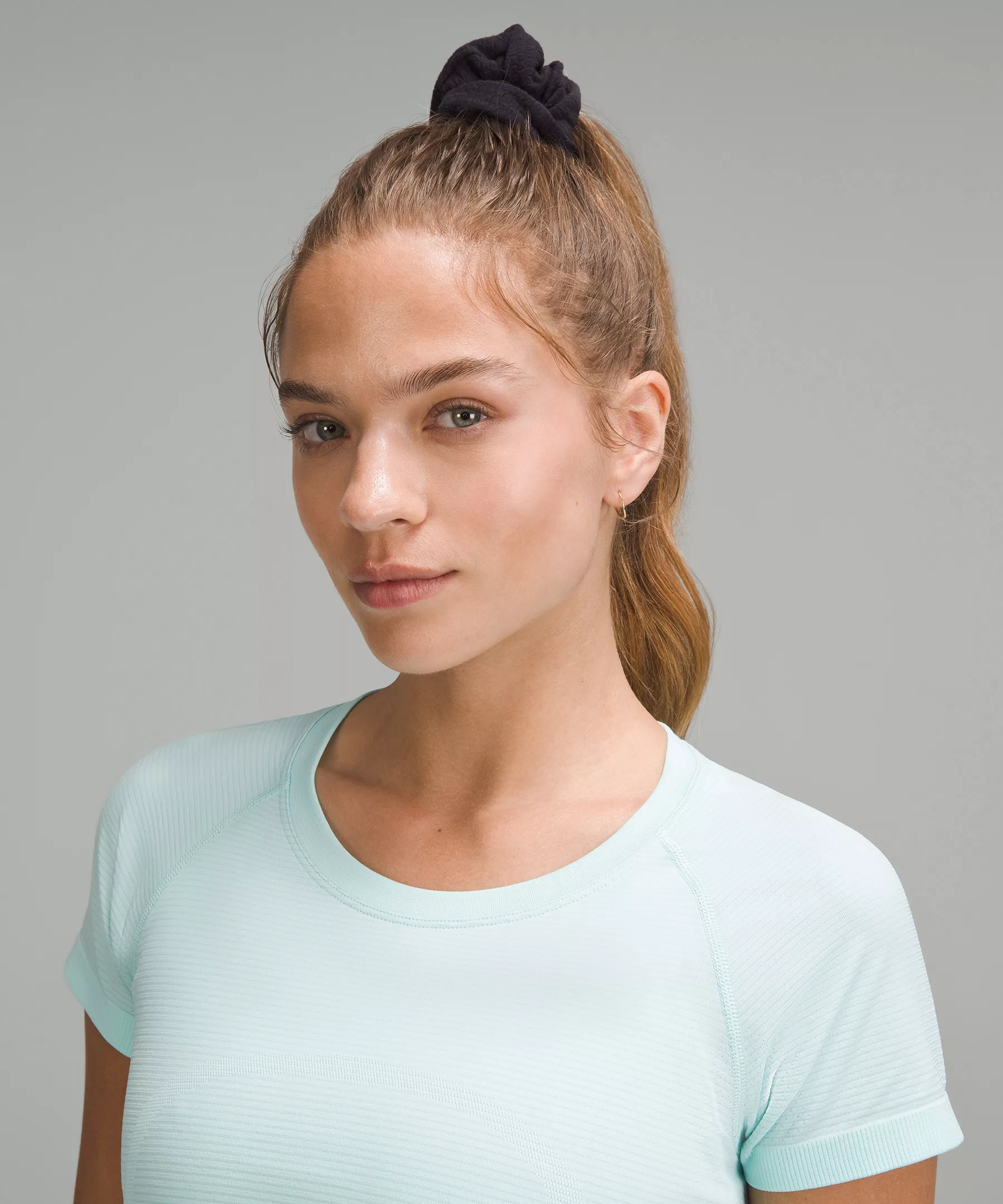Swiftly Tech Short-Sleeve Shirt 2.0 Hip Length