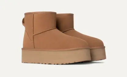 Women's Classic Mini Platform Boot