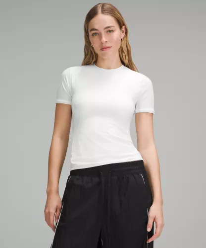 Wundermost Ultra-Soft Nulu Hip-Length Crew Short-Sleeve Shirt