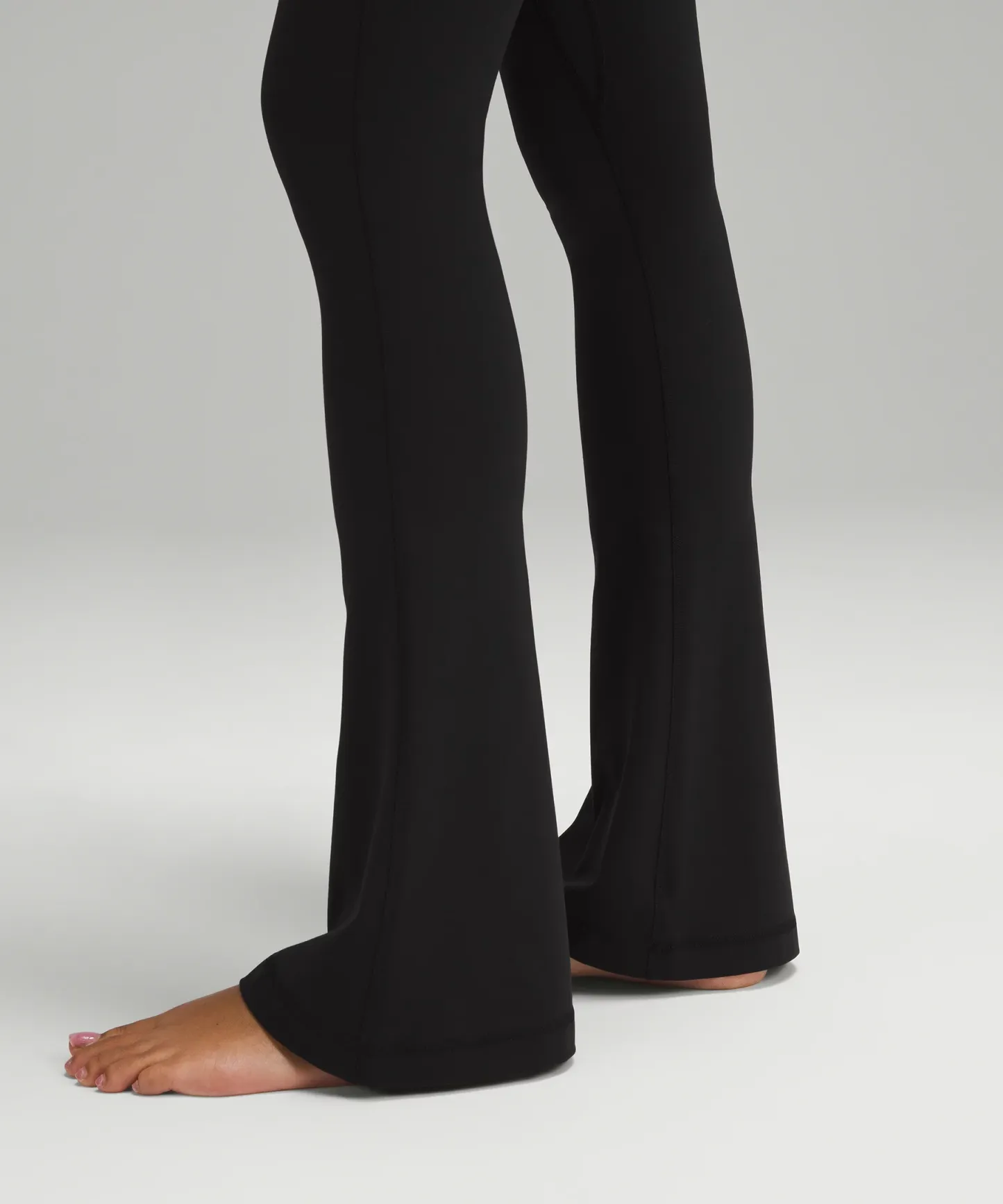 lululthtemon Align™ Asymmetrical-Waist Mini-Flared Pant 32"